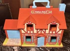 Vintage 1980 Fisher Price Little People Play Family Tudor House #952