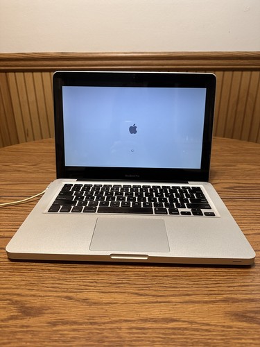 Apple MacBook A1278 13" Mid-2010 MC516LL/A 2.4GHZ 4GB 250GB GF320M High Sierra