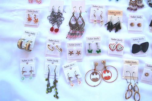 Pierced Earrings Asst'd Styles,Length,Colors,Materials Vintage/Modern 50pr S5354 - Picture 29 of 35