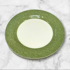 Pier 1 England Angleterre Green Dinner Plates | Set of 4 | Good Condition