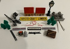 Lot Of 21 Vintage Plasticville And Other Model Train Pieces