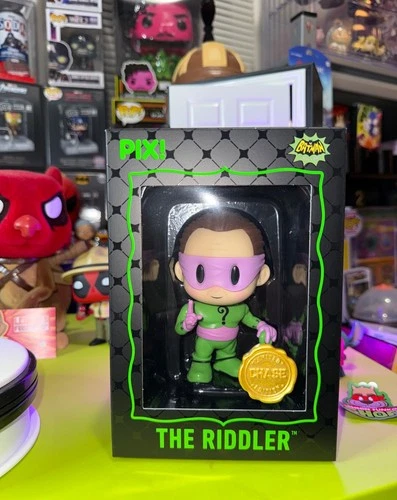 Thrilljoy Pix! The Riddler chase from Batman Classic TV Series with protector