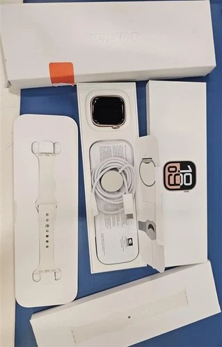Apple Watch Series 10 GPS+LTE 42mm Rose Gold Aluminum - Light Blush Sport