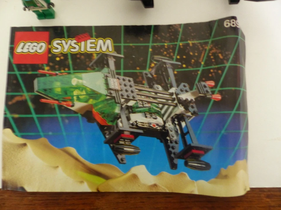 Lego :set espace,space police 6897 " Rebel Hunter" de 1992 complet avec notice - Photo 2/4