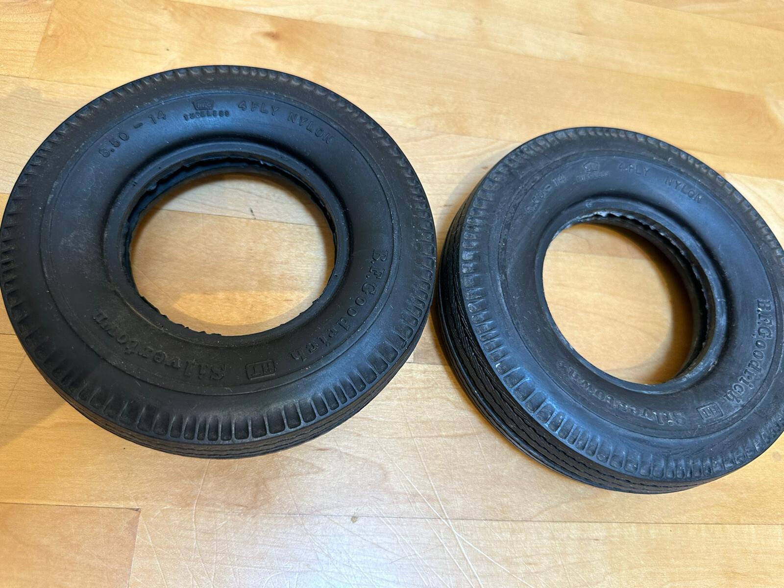 Vintage B.F. Goodrich Silvertown 4 Ply Nylon Tire Advertising Ashtrays