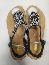 Volatile Women's Black Embellished Safiya Sandal Size 6 F9D-2446