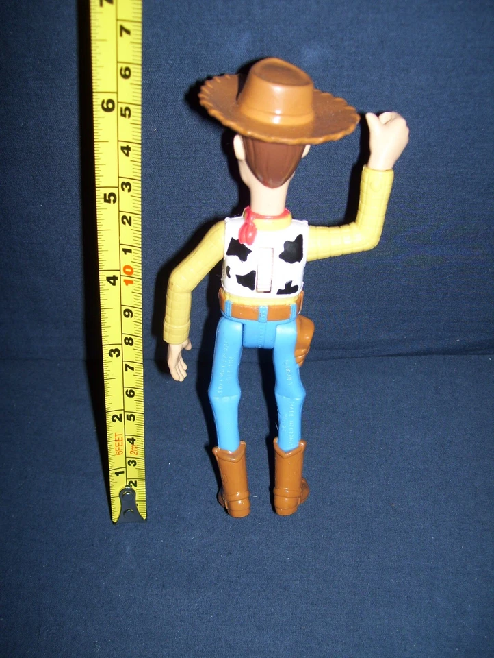 Figura Woody Burger King 1996 Toy Story sin lazo usada Foto 2 de 2