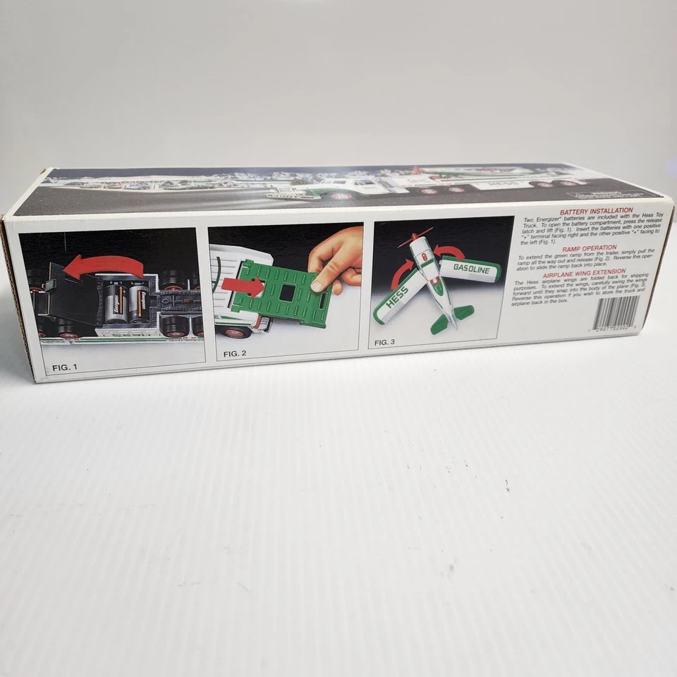 Camión de juguete y avión Hess 2002 con luces delanteras y traseras reales nuevo en caja Foto 2 de 4