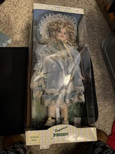 Seymour Mann Connoisseur Collection Porcelain Vintage Doll NIB 22"