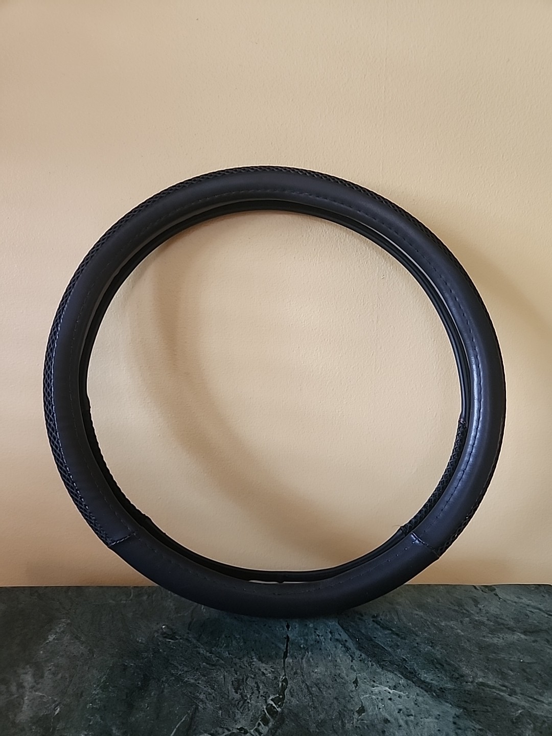 Grain Leather w/Red Double Stitch Elting Side Trim 14.5-15" Steering Wheel Cover