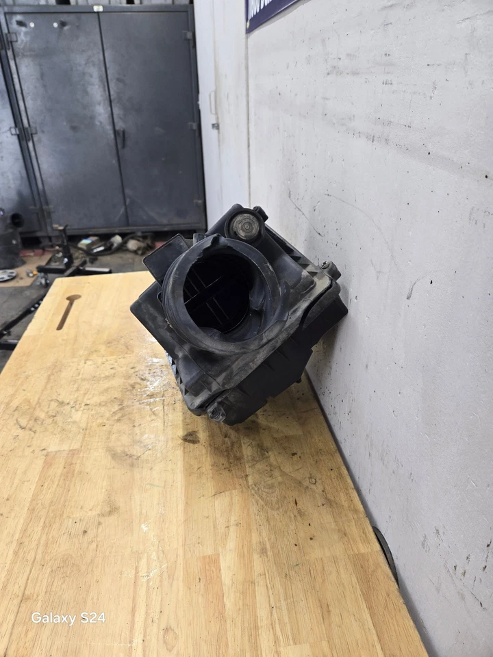 Chevrolet Silverado/GMC Sierra 1500 2500 3500 1999-2009 caja de admisión de aire del motor Foto 4 de 4