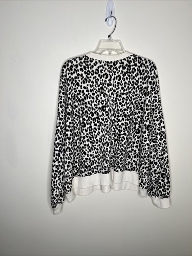 Old Navy Women's 2X Ivory Animal Print Long Sleeve 1/4 Zip Sweatshirt Pristine - Picture 2 of 11