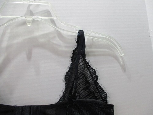 Calvin Klein Bra Womens Medium Black Bralette Wireless Hook Loop Back Nylon - Picture 7 of 10