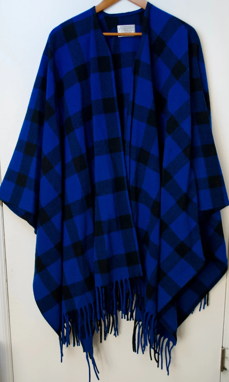 Vintage Pendleton Womens Plaid Poncho Cape Virgin Wool Open-Front Fringe