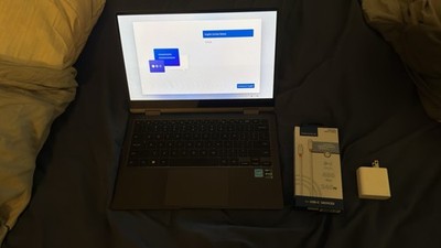 Samsung Galaxy Book2 360 13.3'' AMOLED Touchscreen EVO I5 12th Gen 8gb/256gb SSD
