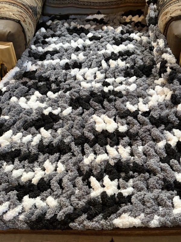 Plush Throw Blanket - Gray White Black Abstract Pattern, Rectangular Throw