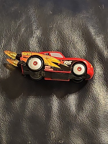 Disney Pixar Cars - XRS Rocket Racing - Lighting McQueen - Auto giocattolo pressofusa - Foto 5 di 18