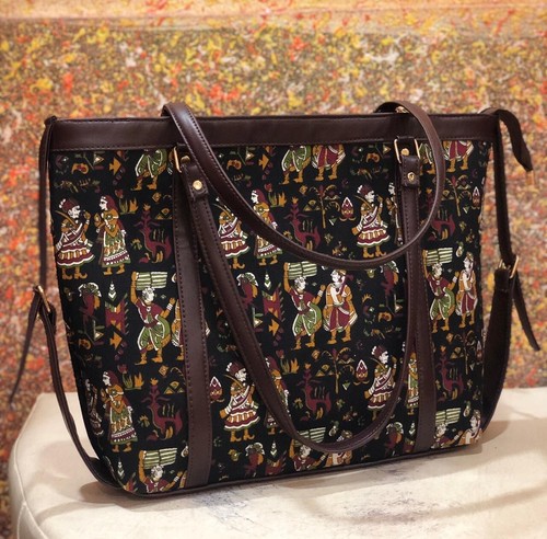 Trendy & Multifunctional Handbags for Women – Stylish & Practical Bags - Picture 8 of 14