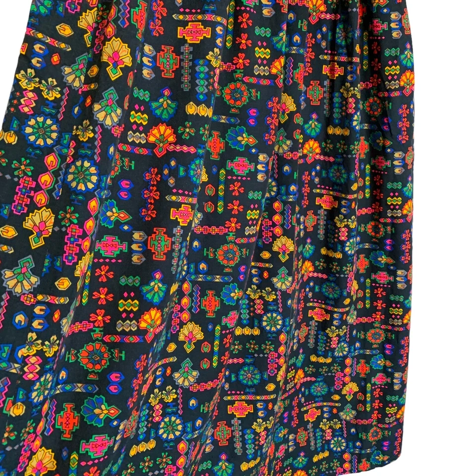 Maxi Falda Vintage Años 70 Estampado Azteca 24" Cintura Colores Brillantes en Negro Hecha a Mano Foto 2 de 4