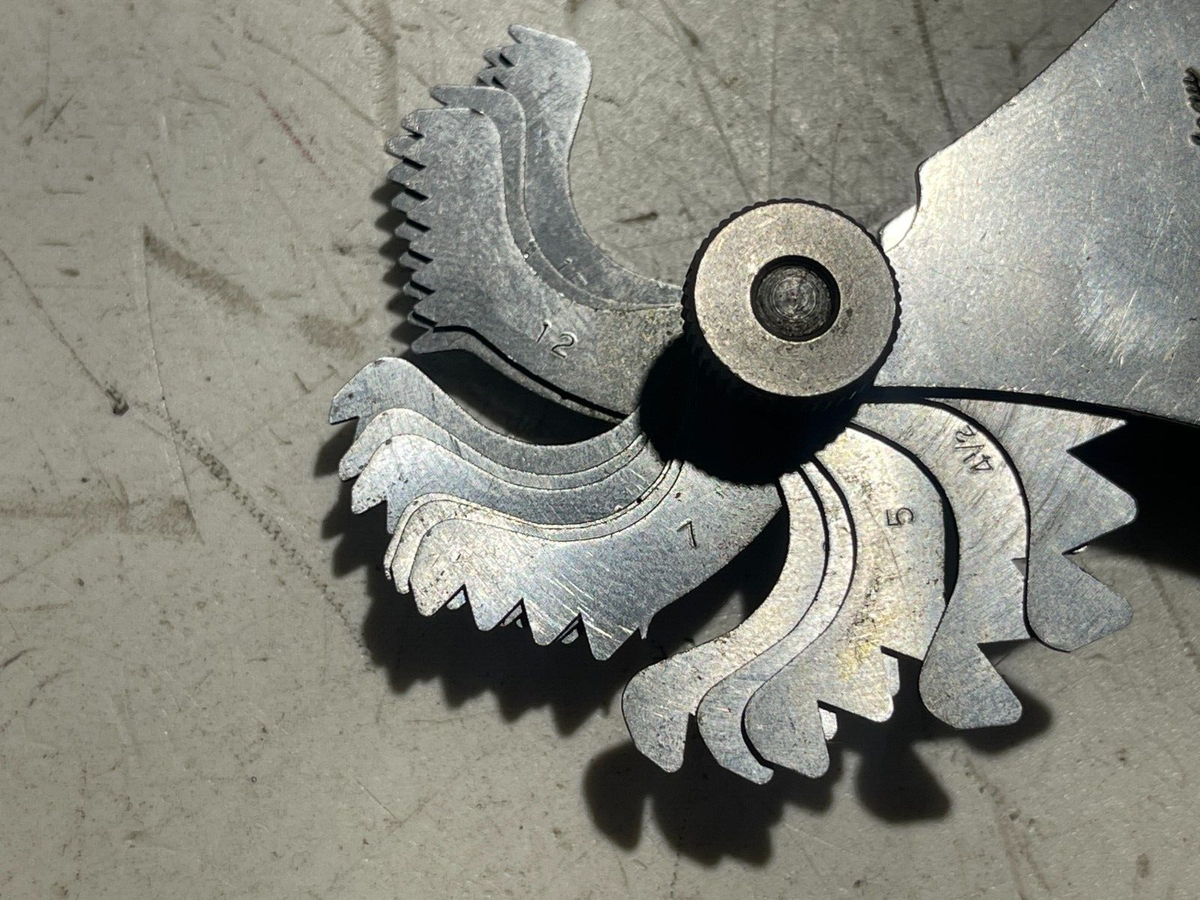 Fujihogu No. 472 Screw Pitch Gage - Pitches 4 to 84 - Made in