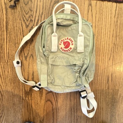 Fjällräven Kanken Mini Light Green Hiking Backpack 7L Water Resistant