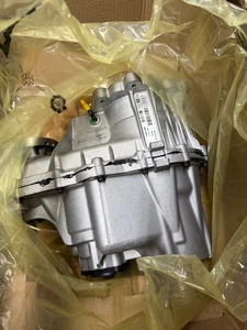 NEW Mopar Transfer Case 68370968AC Grand Cherokee Durango 5.7 Hemi No Core
