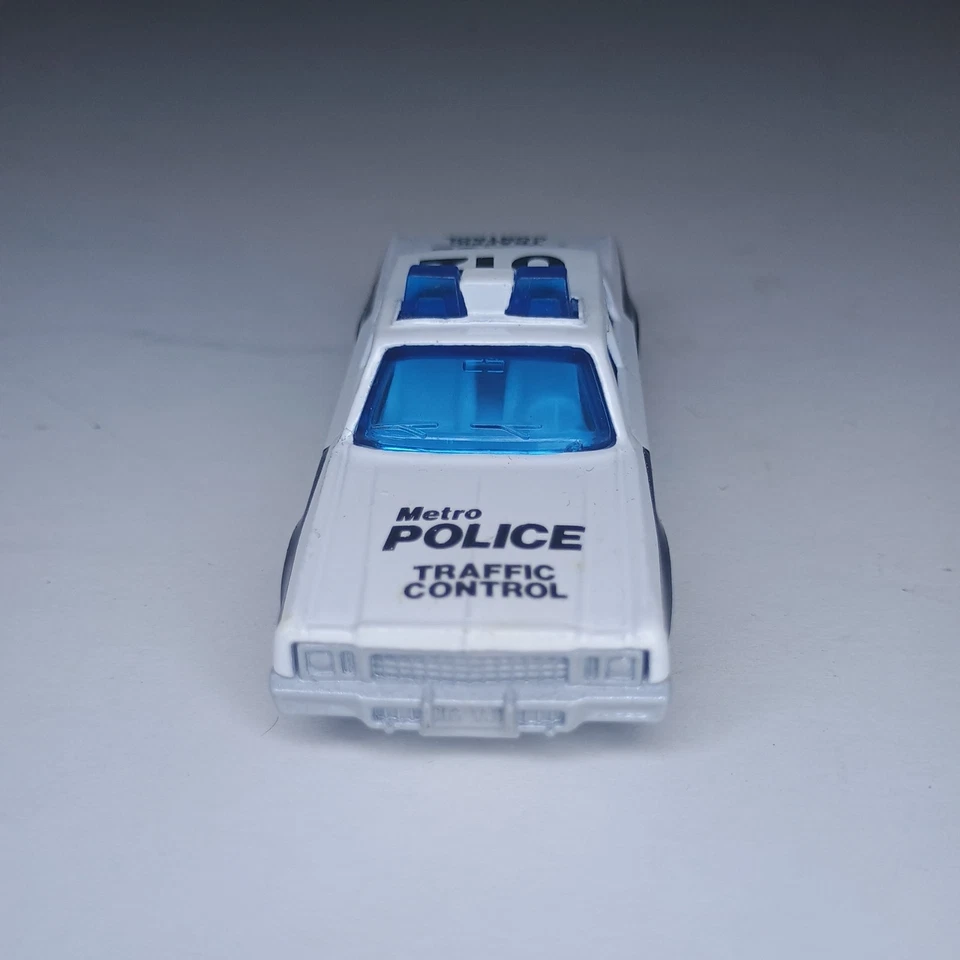 Vintage Matchbox Superfast Plymouth Gran Fury Police Car #10 White Blue Window. - Image 3 of 4