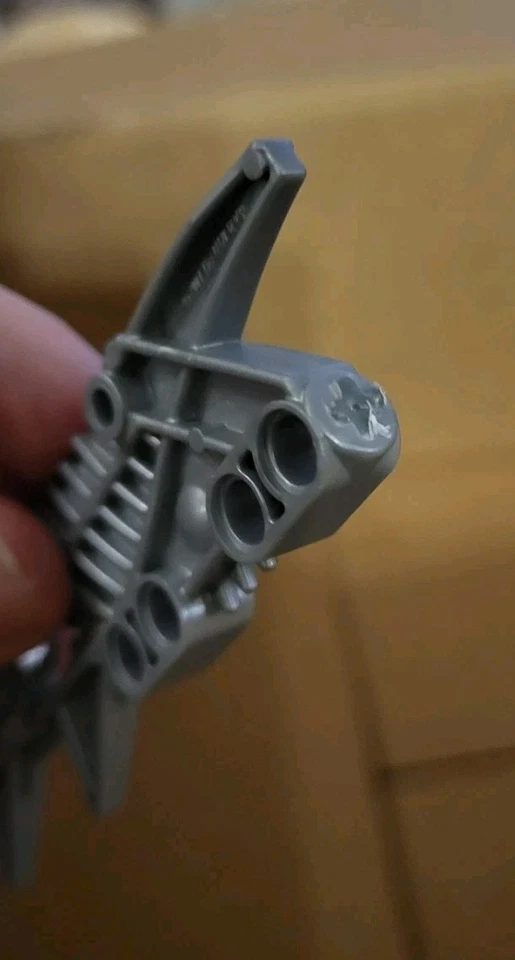 Lego Bionicles And Hero Factory Technic Lot Bundle 8699 Takanuva Parts 5 Pounds+ - Image 4 of 4