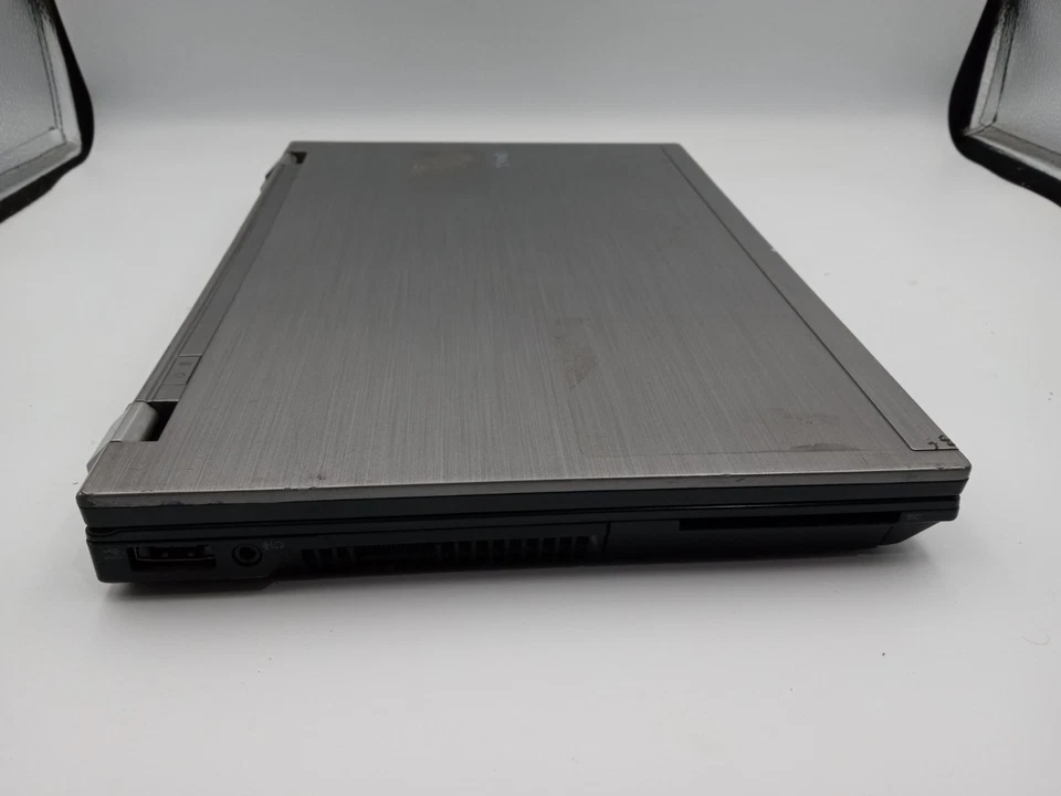 Dell Latitude E4310 13" Laptop Intel i5-540M 4GB RAM 250GB HDD WinXP - READ -RR - Image 3 of 4