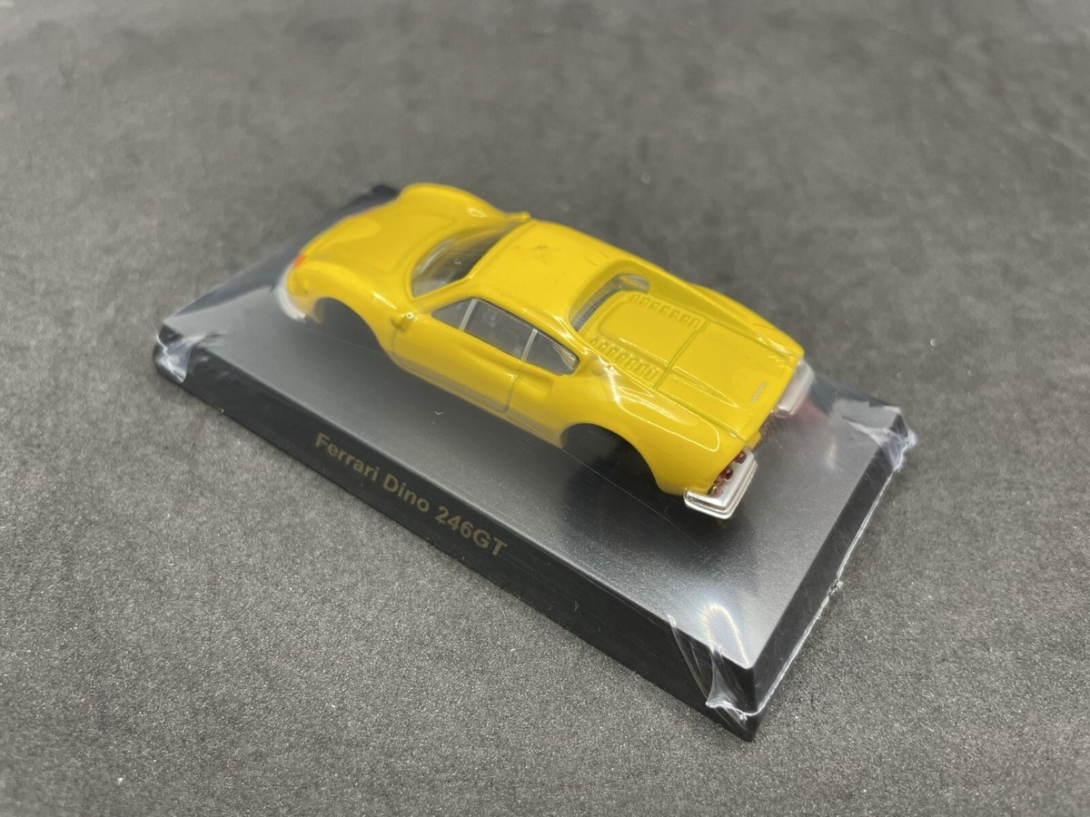 Ferrari Dino 246 GT 1969 イエロー ミニカー MODELCAR - FERRARI Dina 246 GT 1969 Amarillo - 1/18