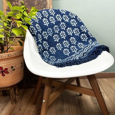 Indigo-Überwurf handgefertigt aus Baumwolle 170 x 120 cm Chhota Flower