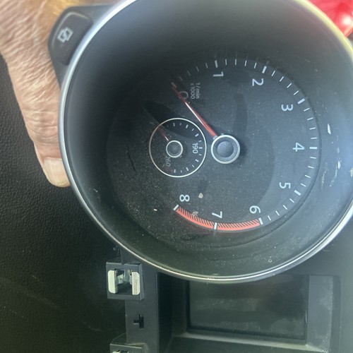 2012-13 Volkswagen GOLF SPEEDOMETER INSTRUMENT GAUGE CLUSTER 5K0920972C OEM . - Picture 2 of 5