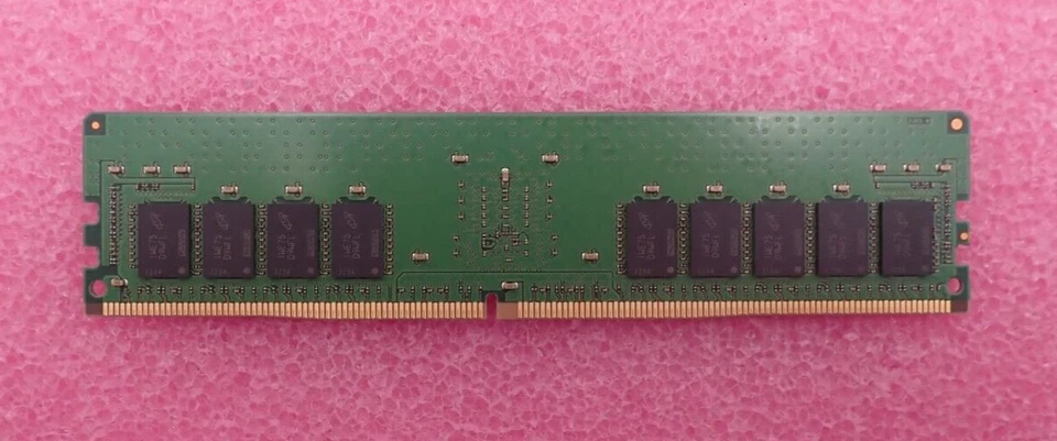 Fujitsu 16GB 2Rx8 DDR4-2933 PC4-23400 REG ECC Server Memory S26361-F4083-L116 - Image 3 of 3