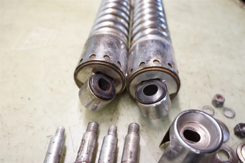 1974 Harley Sportster Ironhead XLCH1000 XLH XL 1000 XLCH *2834 Shocks - Image 3 of 4