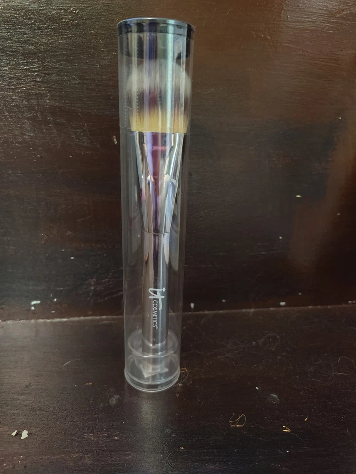 it Cosmetics Heavenly Luxe Plush Paddle Foundation Brush - SEALED in box - Image 2 of 2