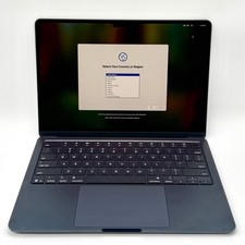 Apple MacBook Air A3240 11-inch, 16GB RAM, Used