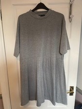 Ladies Boohoo Grey Short Sleeve stretchy fit & flare summer casual Dress Size 22