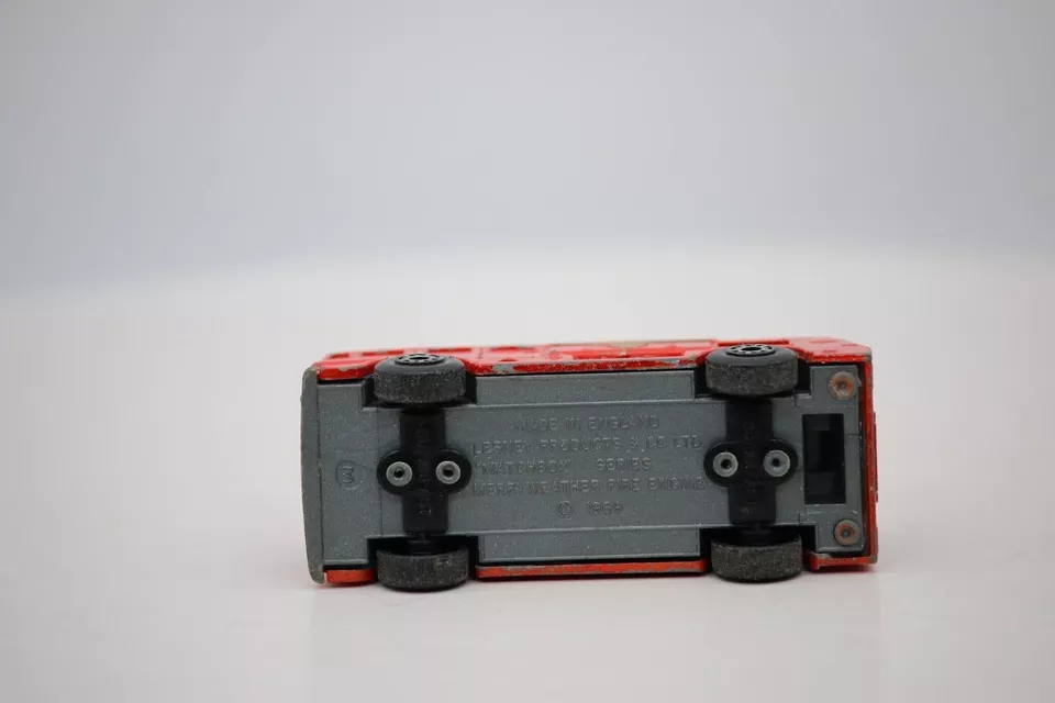 Lesney Matchbox Superfast - 1969 Red MERRYWEATHER FIRE ENGINE - Diecast - No.35 - Image 2 of 4