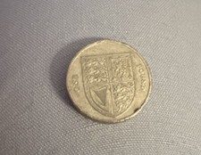 2010 - One Pound Coin £1 - Shield of The Royal Arms