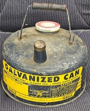 Vintage Model 401 Eagle 1 Gallon Galvanized Gas Can, Mfg. USA, Nice Patina, Rare