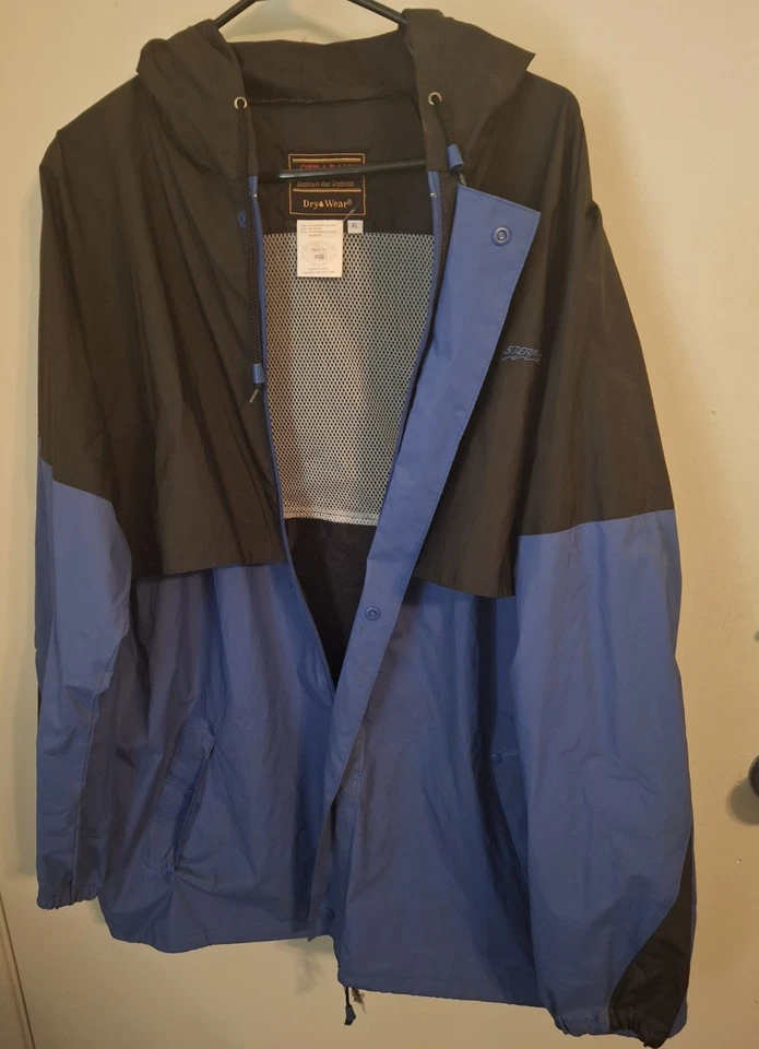 Chaqueta con Capucha Stearns Drywear XL Negra y Azul Cremallera Frontal Hombros Con Tapa. Foto 2 de 4
