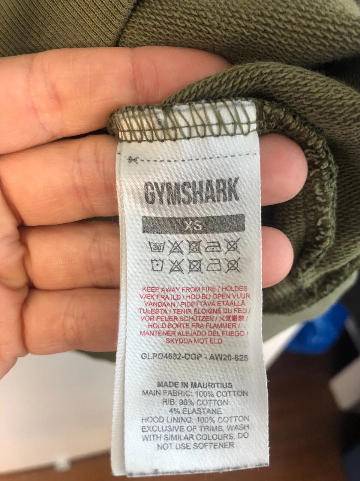 gymshark camo fitness logo spellout hoodie