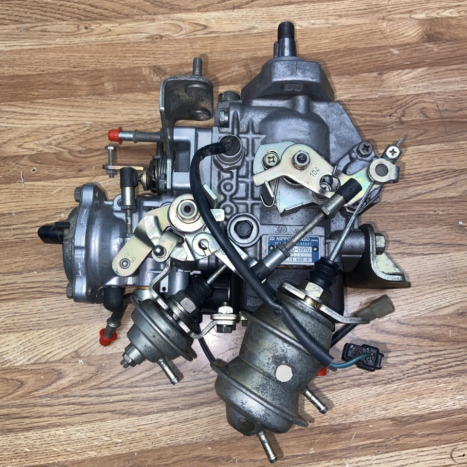 Bomba de inyección de combustible diésel 096000-0970 reconstruida Ford Escort, Tempo, Topacio, Lynx Foto 2 de 4