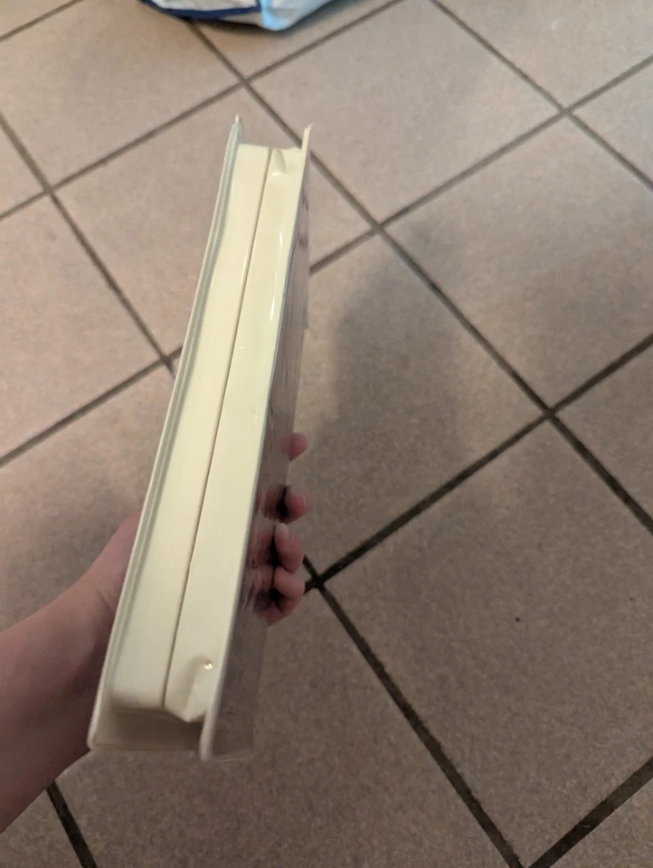 Small Soldiers VHS 1998 Clamshell Video Tape Movie Action Funny Vintage - Image 4 of 4