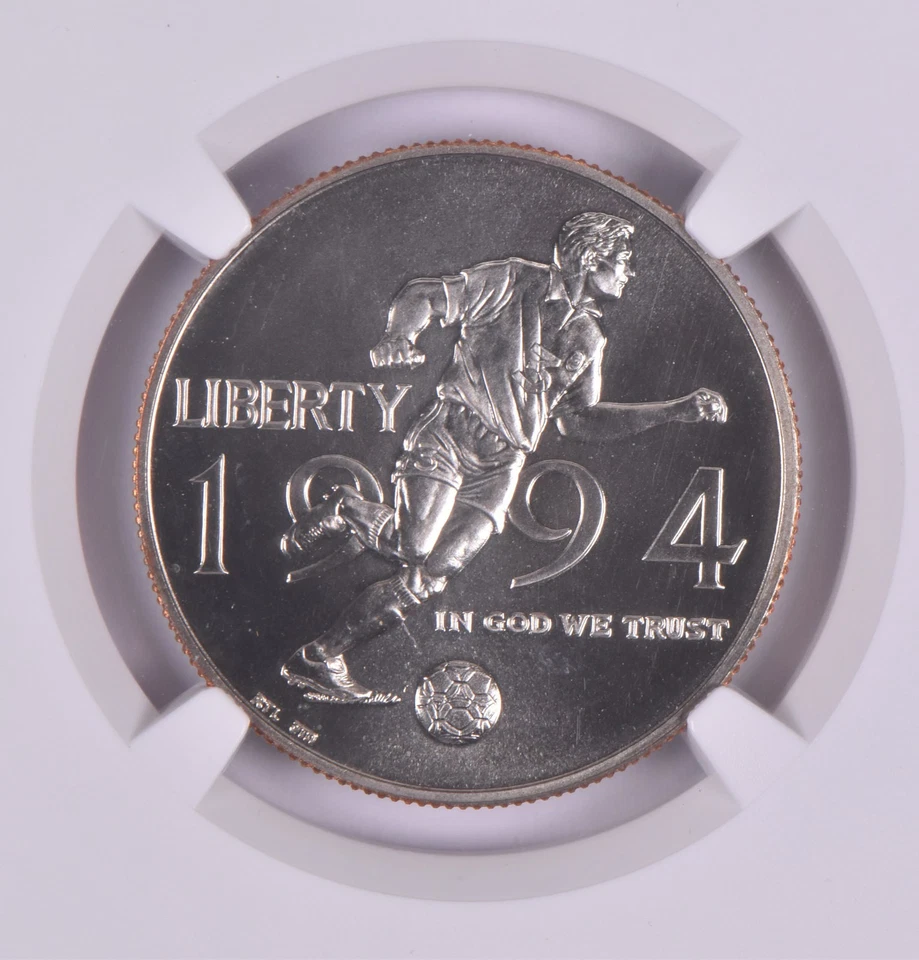 1994-D World Cup Soccer Commemorative Half Dollar MS70 NGC *9826 - Image 3 of 4