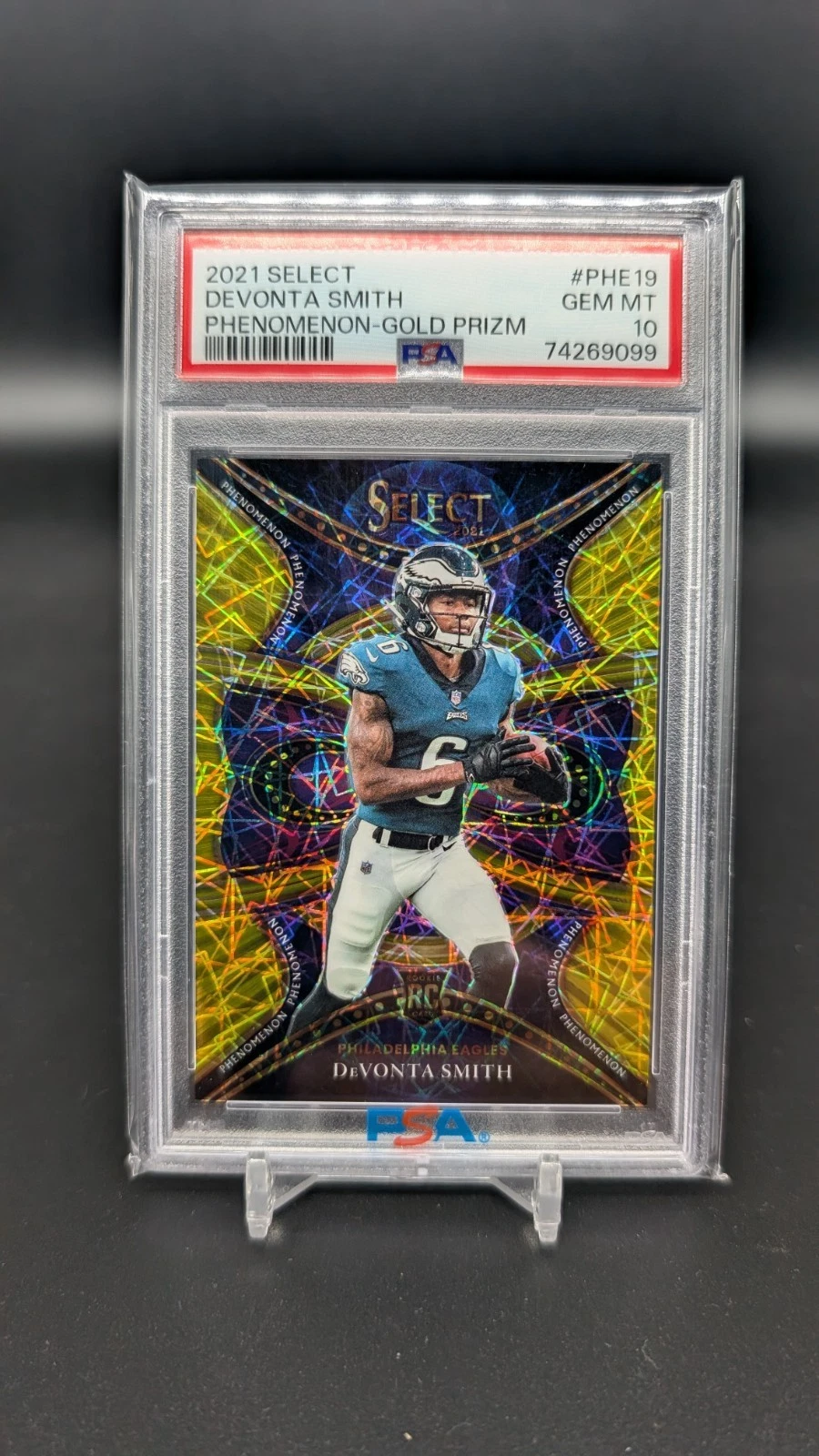 DeVonta Smith Panini Select Phenomenon #PHE19 Gold
