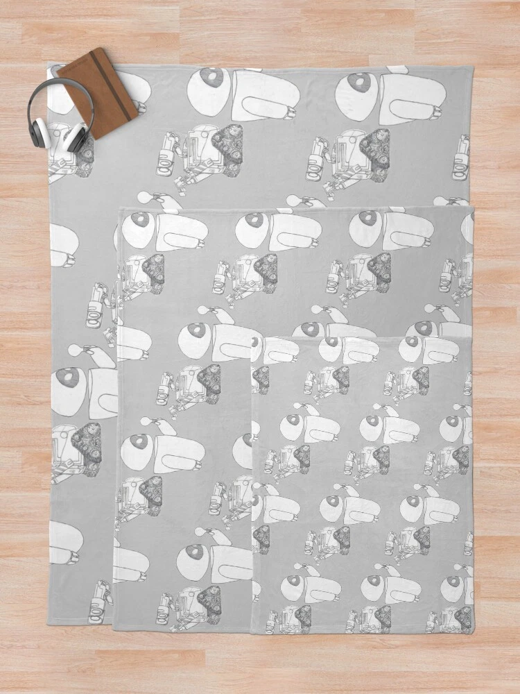 Disney Wall-E And Eve Sketch Cozy Fleece Blanket