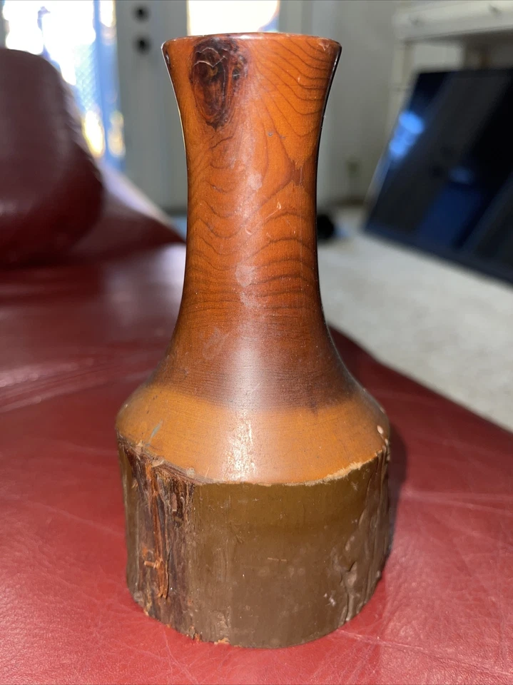 Jarrón vintage tallado en madera con corteza Waers 1936 Foto 3 de 4