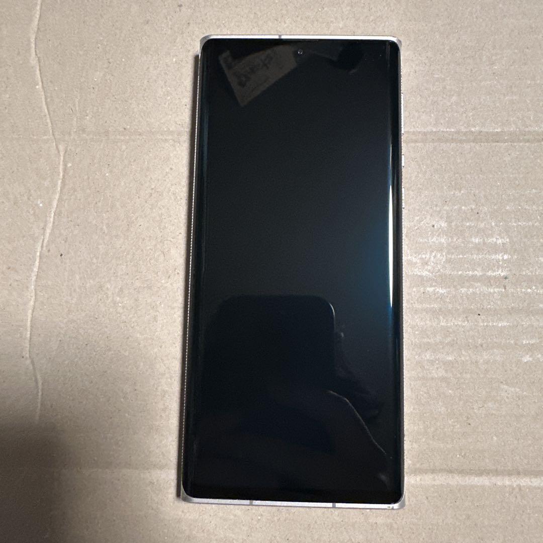 Leica Leitz Phone 1 LP-01 Softbank Sharp 256GB Black Silver Leica Leitz Phone 1 LP-01 Softbank Sharp 256GB Black Silver