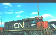 CNR 7500 GP38-2, Toronto, ON, 11/86; Kodachrome Original